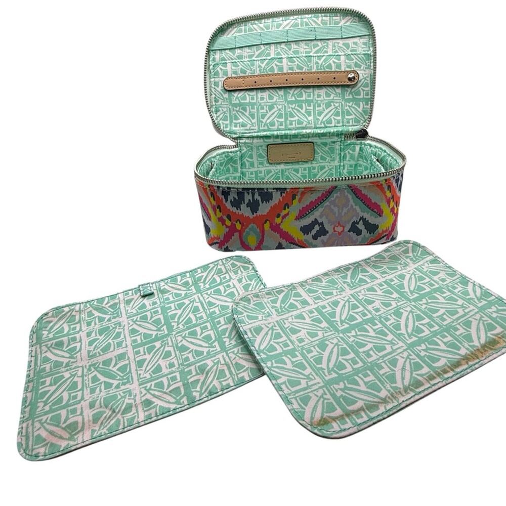 S & D Travel Jewelry Case with Multicolored Print and Zipper Closure